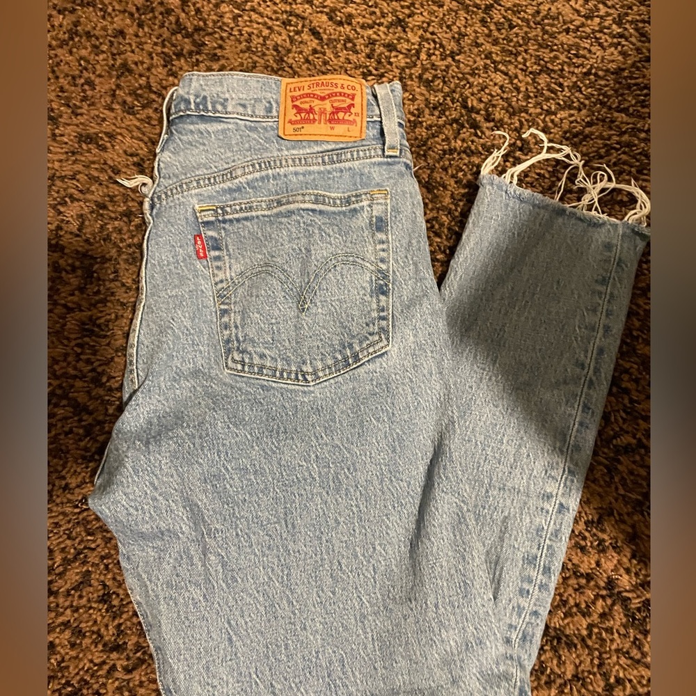 Levi’s high waisted jeans